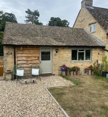 Chipping Norton House | Cosy Cotswolds Self-Contained One Bedroom Cottage