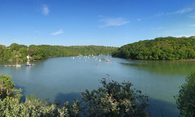 Truro Cottage | Cosy cottage in sleepy village yet only 5 minute drive to Truro city centre.