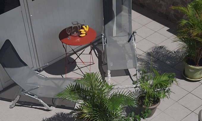 Pointe-Noire Apartment | Cosy F2 in cosy villa + car rental possible