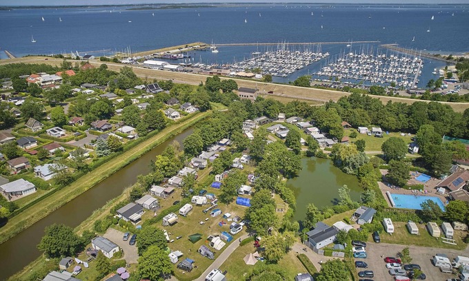 Brouwershaven Ski Chalet | Cosy family chalet in Brouwershaven