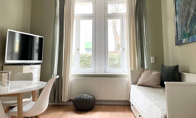 Baden-Baden Apartment | Cosy ground fl. apt in the central quiet str.Baden-Baden, whole infrastructure