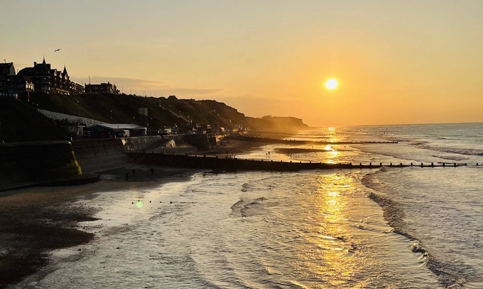 Aldborough House | Cosy house in stunning North Norfolk, great for families, walkers & beach lovers