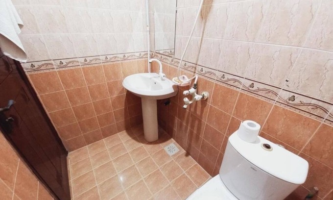 Gulshan-E-Jamal Apartment | Cosy Inn Guest House : Deluxe Triple Roomn