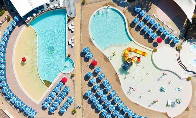 Le Rocchette House | Cosy apartment in villa for 3 guests with hot tub, WIFI, A/C, pool, TV, patio and parking