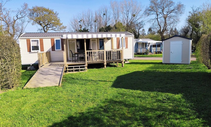 La Haye House | Cosy mobile home in a 4-star campsite 10 minutes from the sea!