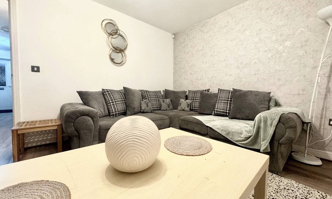 Manchester House | Cosy Modern 3-Bed Near Etihad stadium , Co-op & Arena AO Arena & City Centre