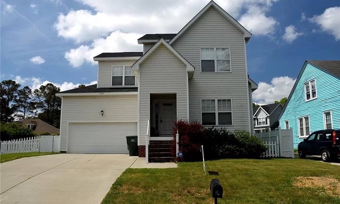 Bayview House | Cotillion Blue: 4bdrms w/Beach access