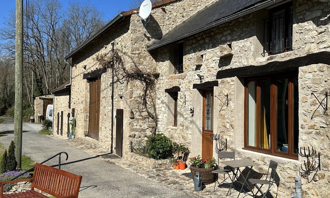 Saint-Hilaire-la-Treille Cottage | Cottage - The Moulin Treillard - Sleeps3 - Parking