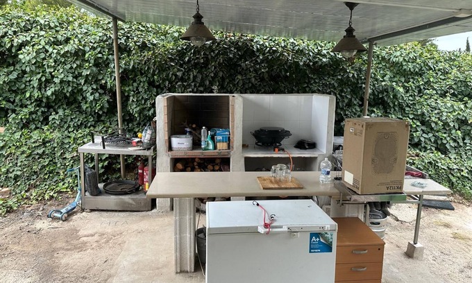 Aguilas RV Rental | Cottage 10 minutes from the beach in a private plot for your enjoyment.