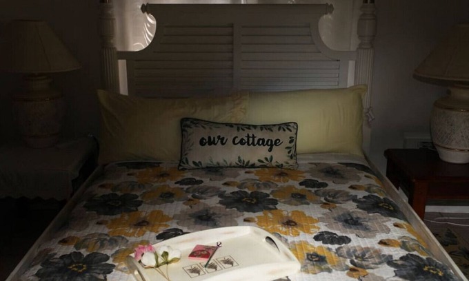 Monroe County Cottage | Cottage · Beach/Watrfrt.SunRm .Taverner Hom.1-6ppl/1-30nite