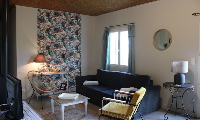 Bourgueil Cottage | Cottage between Loire, vineyard and castles