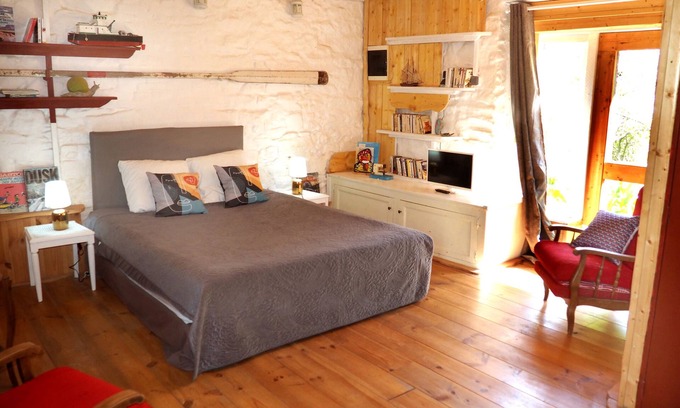 Camlez Cottage | Cottage-Cottage-Wet room-Cave