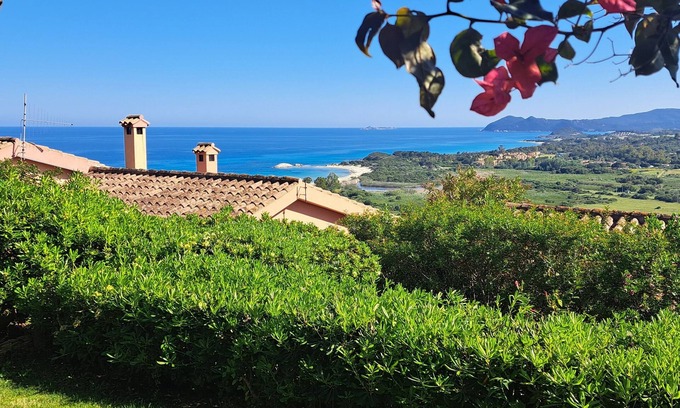 Costa Rei House | COTTAGE IN A PANORAMIC POSITION