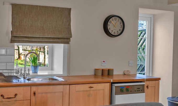 Kelso Cottage | Cottage in Kelso with Scenic Countryside Views
