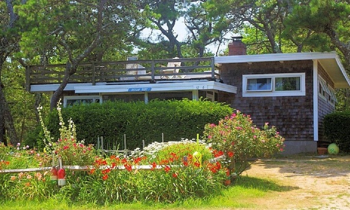 South Wellfleet Cottage | Cottage in Seashore, A/C in each BDRM! 375 Paces to Ocean, 3 BDRMs, 6 people-max