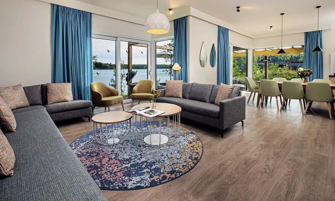Lanklaar House | Cottage lake view Exclusive 12 persons