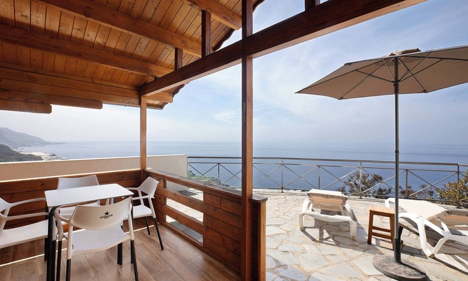 Puerto Naos Cottage | Cottage 'Moijama 7' with Sea View, Shared Pool and Wi-Fi