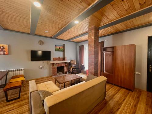 Bakuriani House | Cottage Mountain Dew in Bakuriani