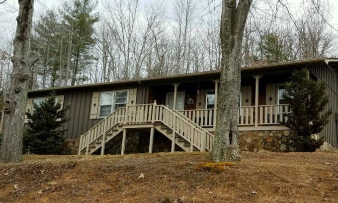 Woodfin Cottage | Cottage Near Downtown, Asheville, NC