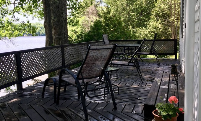 Minden Hills House | Cottage offering kayaking with serenity by the lake