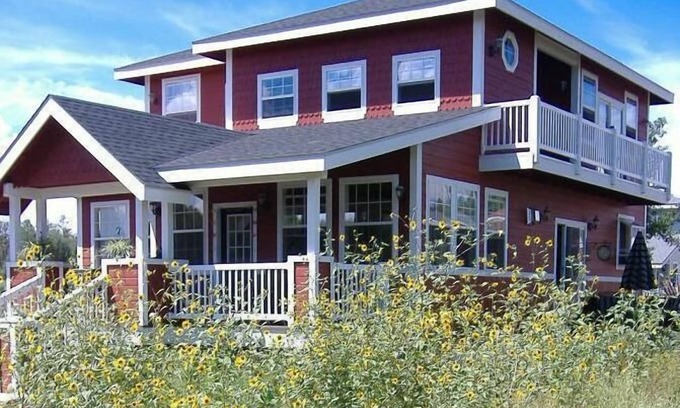 Pinetop-Lakeside House | Cottage on Frog Pond accross from Rainbow lake