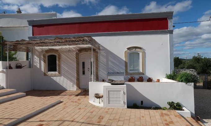 Parragil Apartment | Cottage Perfect place to Relax PRIVATE POOL