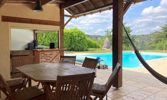 Arcambal House | Cottage rental between Cahors and St Cirq Lapopie