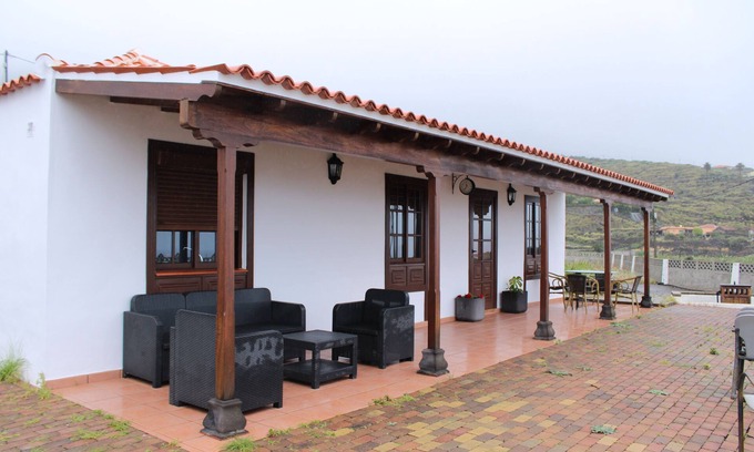 Hoyo de Mazo Cottage | COTTAGE WITH VIEW