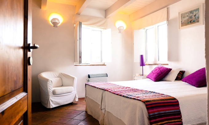 Quelfes Cottage | Cottages - 2 Bedroom Family House with Pool