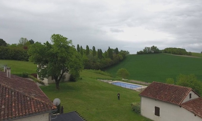 Nanteuil-de-Bourzac House | Coutancie, has Everything for a Carefree Holiday