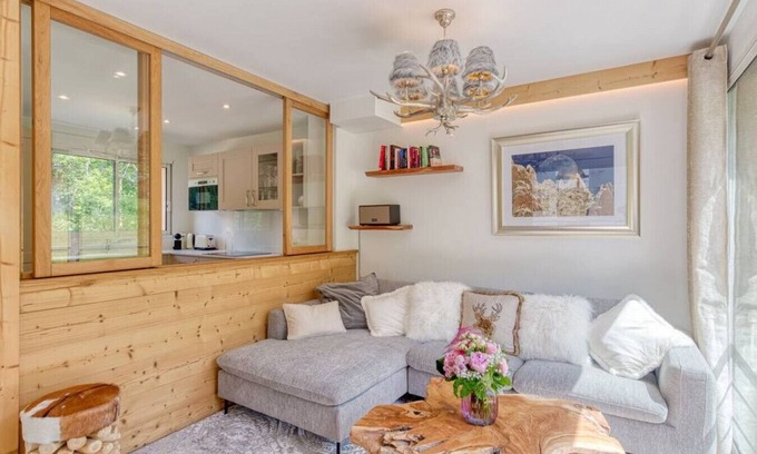 Les Bossons House | Couchant · Chalet Lumineux 6pax Vues Terrasses Confort