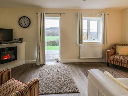 Llanfihangel Tal-y-llyn House | Country Cottage