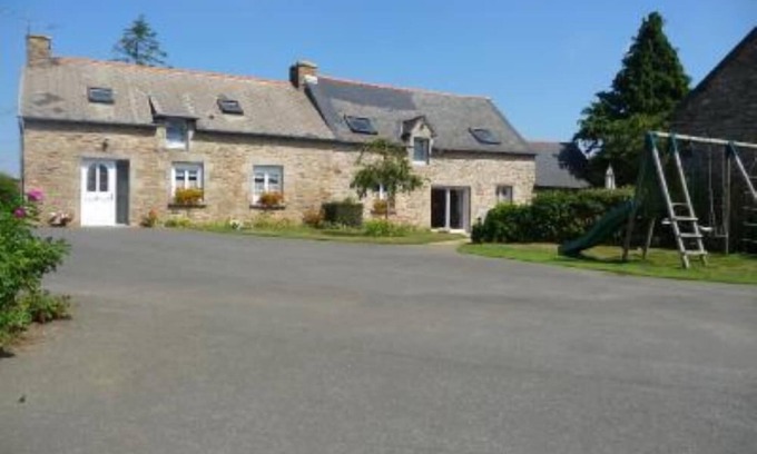 Le Mene Cottage | Country Cottage/Gite - SAINT GOUENO