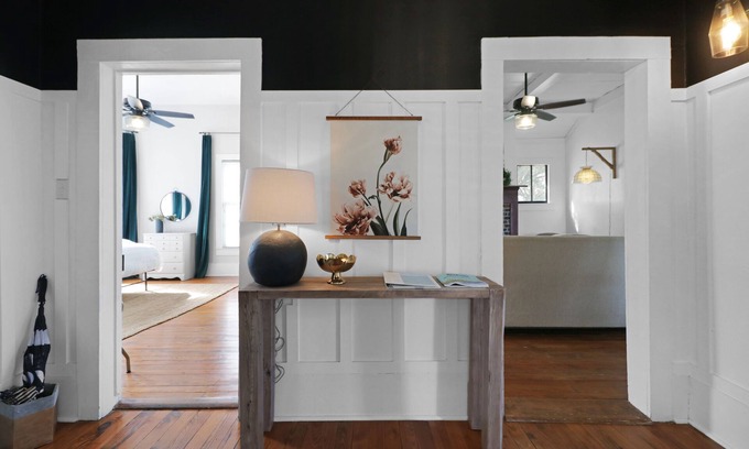 Navasota Other | Country Farmhouse close to Texas A&M, wedding venues, & wineries!