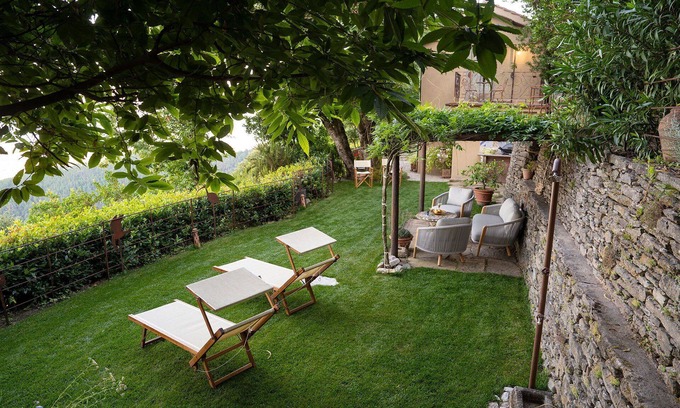 Pietrasanta Other | Country House/Farm House in Seravezza with 1 bedrooms sleeps 4