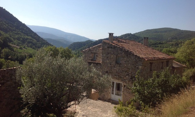 Benivay-Ollon House | Country house