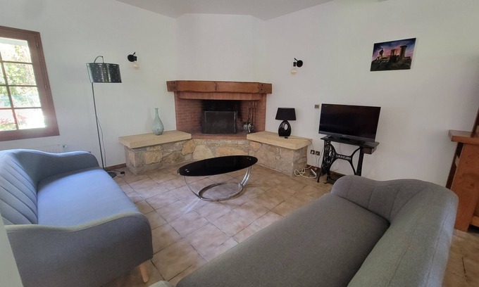 Saverdun House | Country house