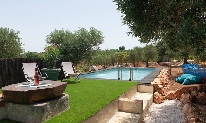 Ostuni House | Country House in Puglia with Pool & Pizza Oven