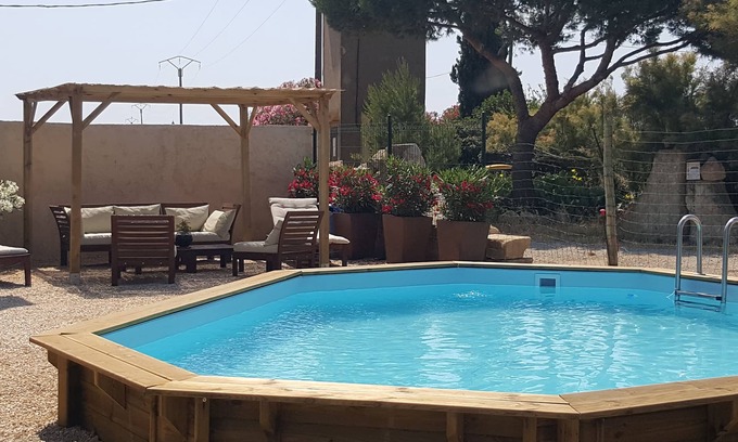 Vendres House | COUNTRY HOUSE IN THE HEART OF THE VINES.