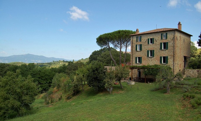 Monteleone d'Orvieto House | Country house with spectacular pool and stunning views in Umbria, sleeps 14