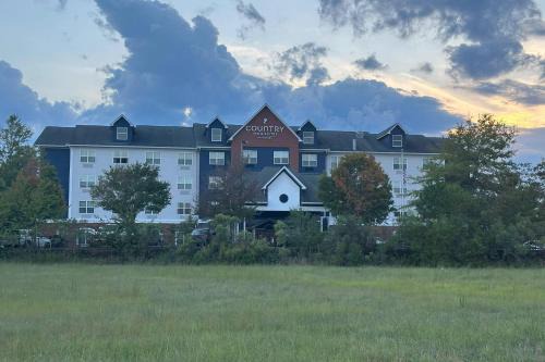 Concord Hotel | Country Inn & Suites by Radisson, Concord (Kannapolis), NC