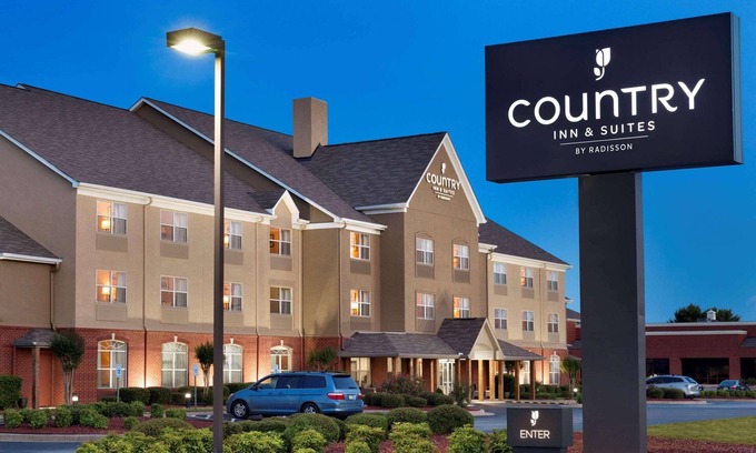 Warner Robins Hotel | Country Inn & Suites by Radisson, Warner Robins, GA