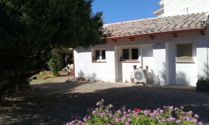 Iglesias Historic Centre House | Countryside Dependance into a Green Oasis close to Iglesias (IUN P7090)