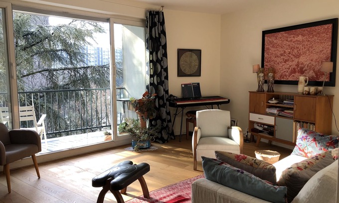 Croulebarbe Apartment | Countryside in Paris! Beautiful, overlooking gardens, terrace, luxury residence.