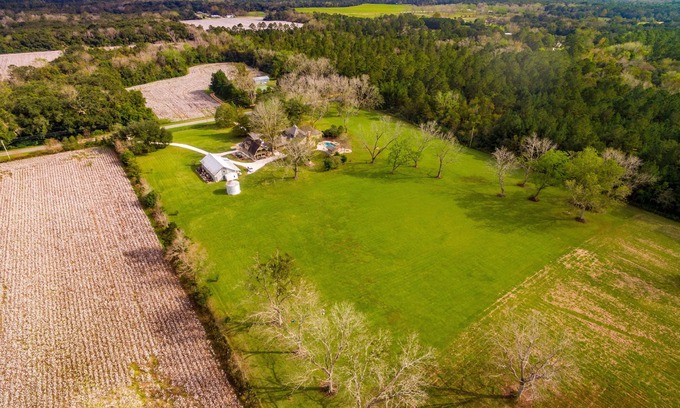 Fairhope House | Countryside Loft. Fairhope. 17 acres. 15min-downtown F'hope. 35min-Gulf