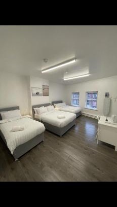 Liverpool Hotel | County road rooms