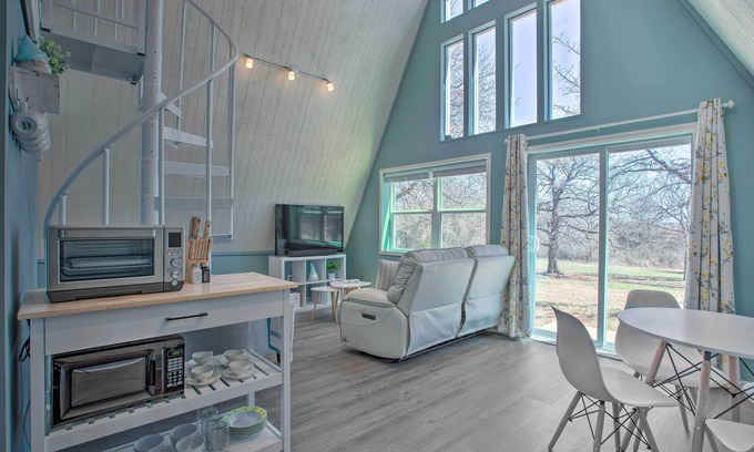 Noble House | Couples Getaway A-Frame Secluded Cabin near Lake Thunderbird. Near OU ~17 mi.