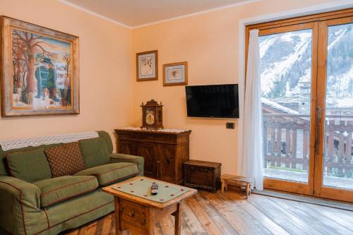 Entreves Apartment | Courmayeur Crevasse - 2 minuti dalla SKYWAY