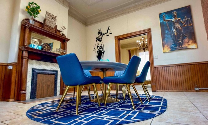 Clarksburg Apartment | Court St Suite