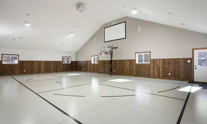 Nisswa House | Courtside Cabin-Indoor Sports|Theatre|Hot Tub|